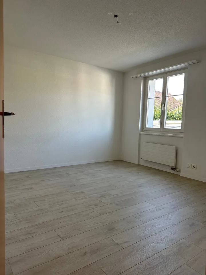 Central, bright & cozy: 2.5-room apartment in Niederwil – photo 6 of 9