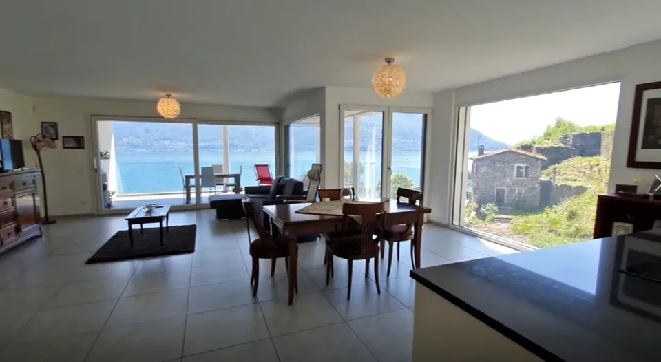 Appartement 3 ½ pièces avec terrasse et vue panoramique sur le lac Majeur – photo 3 sur 9