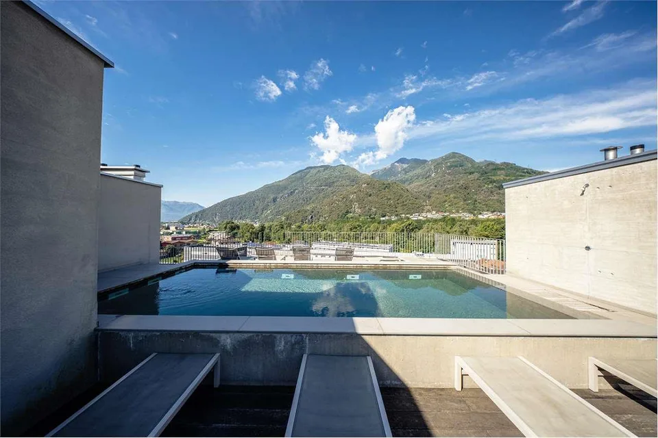 Modernes 2,5-Zimmer-Apartment mit Pool und Blick auf die Alpen - Arbedo – Foto 6 von 13