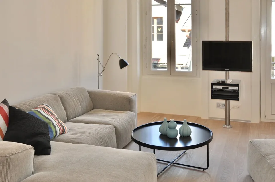 Renovated and furnished apartment with service – photo 4 of 10