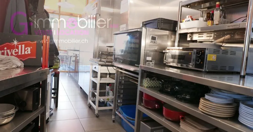 Charmant local commercial pour café tea-room à louer à Collombey – photo 10 sur 11
