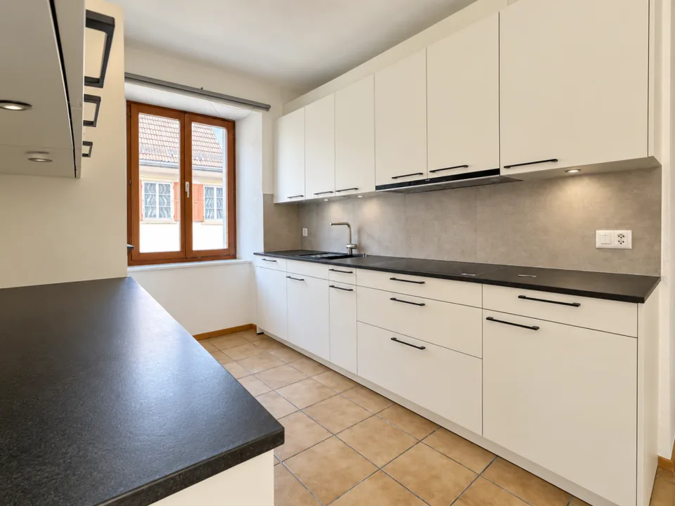 Große 4,5-Zimmer-Wohnung mit Kamin – Foto 2 von 13
