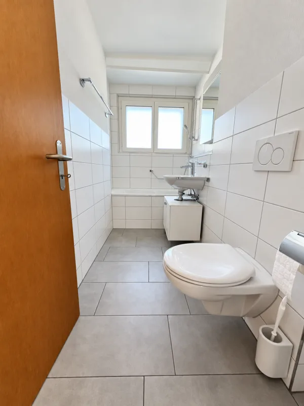 Appartement 3 pièces à Netstal – photo 3 sur 6