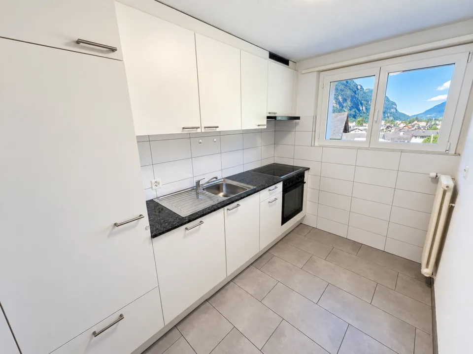Appartement 3 pièces à Netstal – photo 2 sur 6