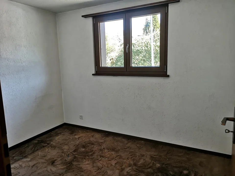 Baisse de prix : maison 5.5pces, env. 120m2, terrain 802m2, avec garage, places de parc, terrasse – photo 17 sur 30