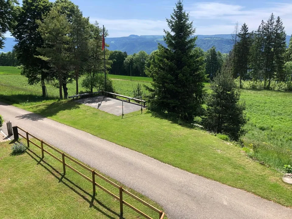 Riduzione di prezzo: magnifica casa indipendente di 7 stanze a Montagne de Moutier (1130m) – foto 19 di 30