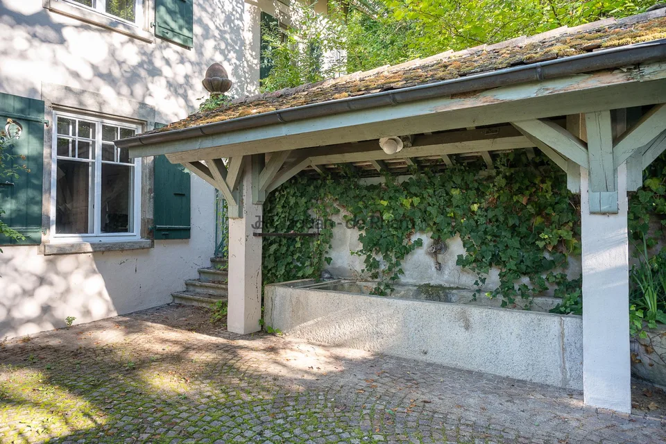 Essertines-sur-Rolle | Maison de charme et son annexe en zone village – photo 18 sur 21