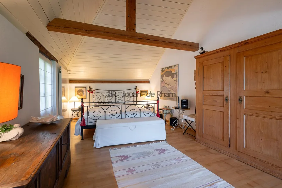 Essertines-sur-Rolle | Maison de charme et son annexe en zone village – photo 20 sur 21