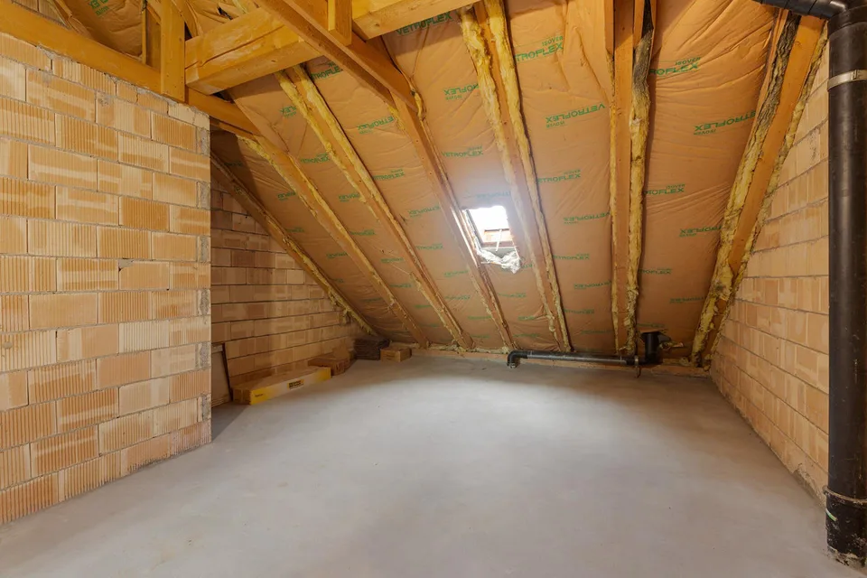 Wohnen auf drei Ebenen: Attraktives 6.5-Zimmer-Mittelhaus mit Sauna – Foto 15 von 16