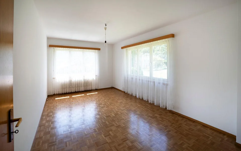 Maison bifamiliale avec jardin et vue à Gnosca – photo 8 sur 17