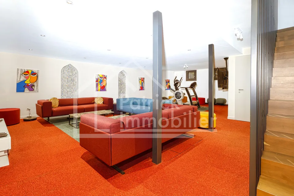 Propriété contemporaine d'exception avec vue panoramique sur le lac – photo 9 sur 21