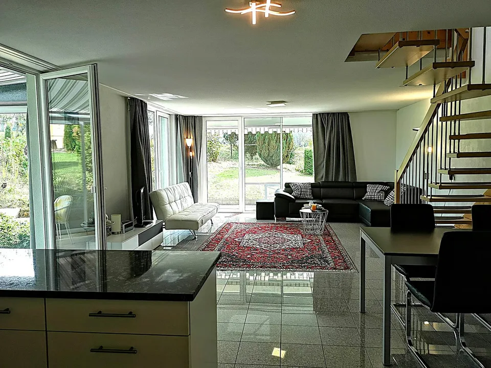 Baisse de prix : maison avec deux appartements loués et un appartement pour le propriétaire – photo 6 sur 30