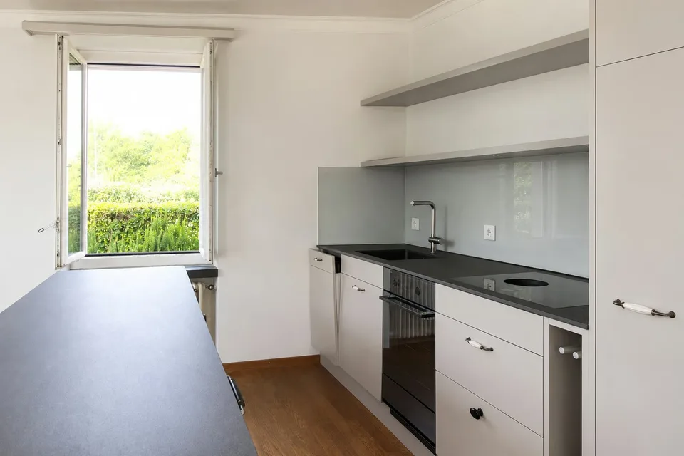 Proprietà versatile e molto generosa con fascino e potenziale – foto 10 di 17