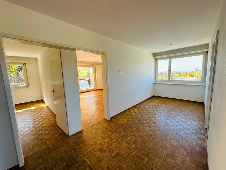 Charmante 3-Zimmer-Wohnung im 5. Obergeschoss in Zollikon – Foto 3 von 11