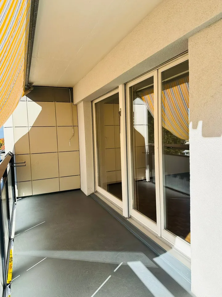 Charmante 3-Zimmer-Wohnung im 5. Obergeschoss in Zollikon – Foto 11 von 11
