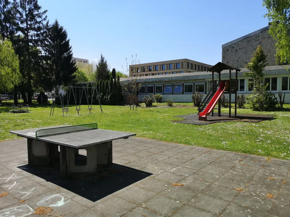 In vendita a Delémont: appartamento 3.5 locali con garage privato, vista sulla città – foto 4 di 28