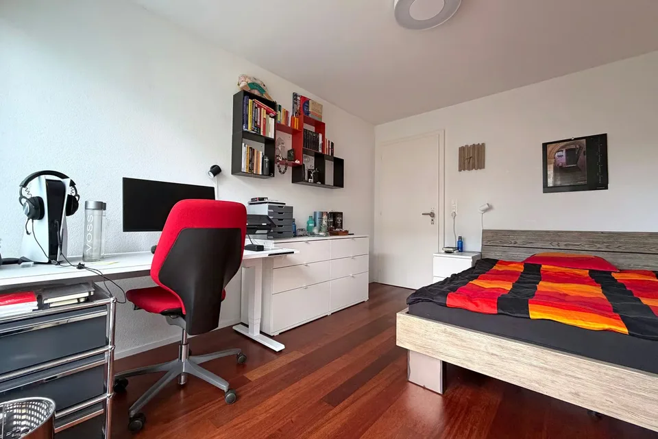 Appartamento spazioso da 4,5 a 5,5 stanze con un ampio giardino – foto 14 di 20