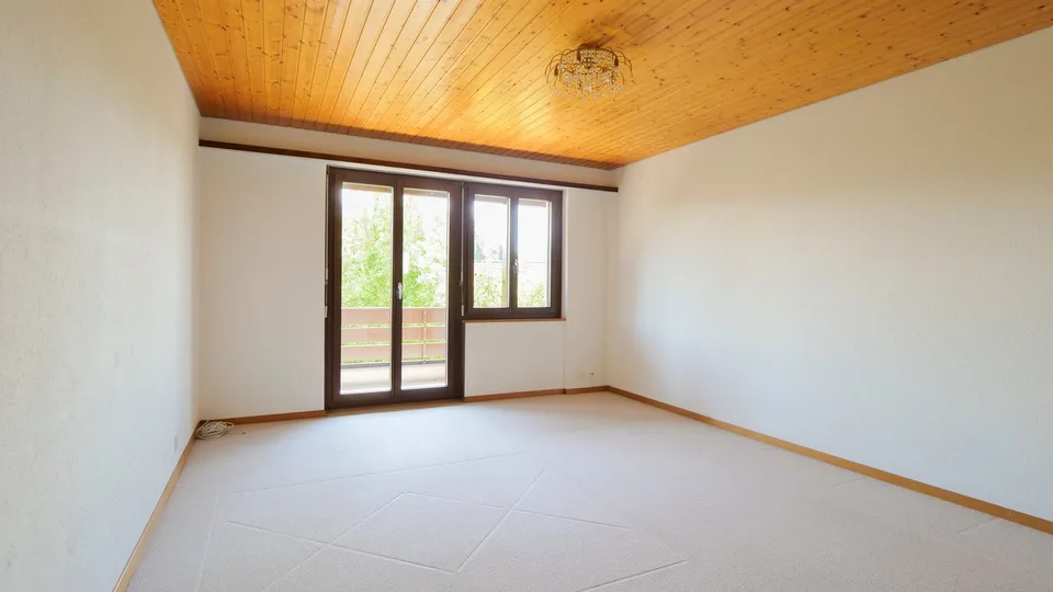 Casa unifamiliare con grande potenziale di espansione, situata in posizione centrale e tranquilla – foto 8 di 18