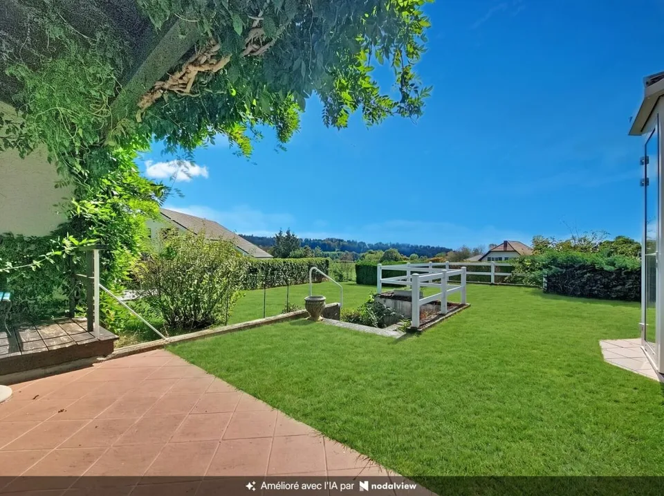 Ideal for a couple with a large garden – photo 21 of 21