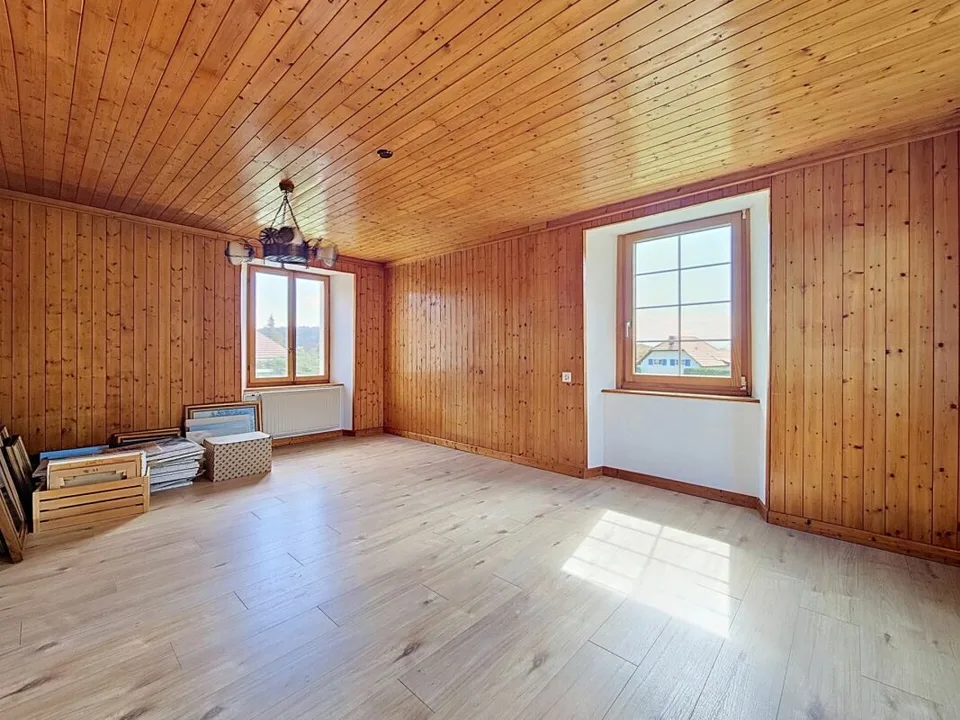 Ideal for a couple with a large garden – photo 2 of 21