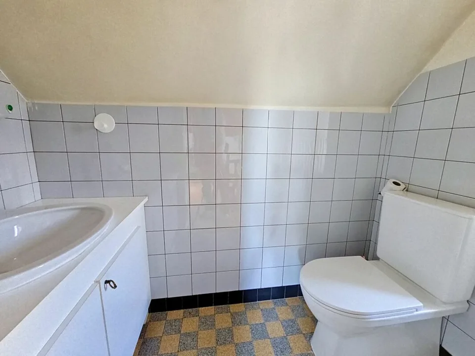 Ideal for a couple with a large garden – photo 14 of 21