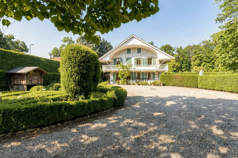 Elegantes Charakterhaus im Herzen der Genfer Landschaft – Foto 2 von 12