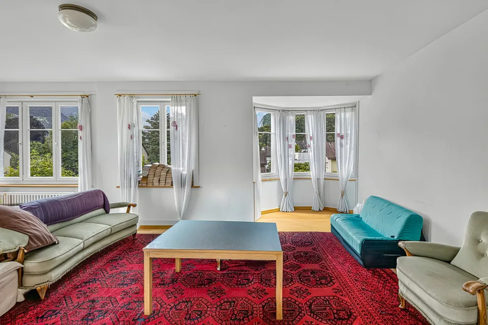 Charmante Villa dans un Emplacement Calme à Glarus Nord – Votre Maison de Rêve avec Vue sur la Montagne – photo 4 sur 11