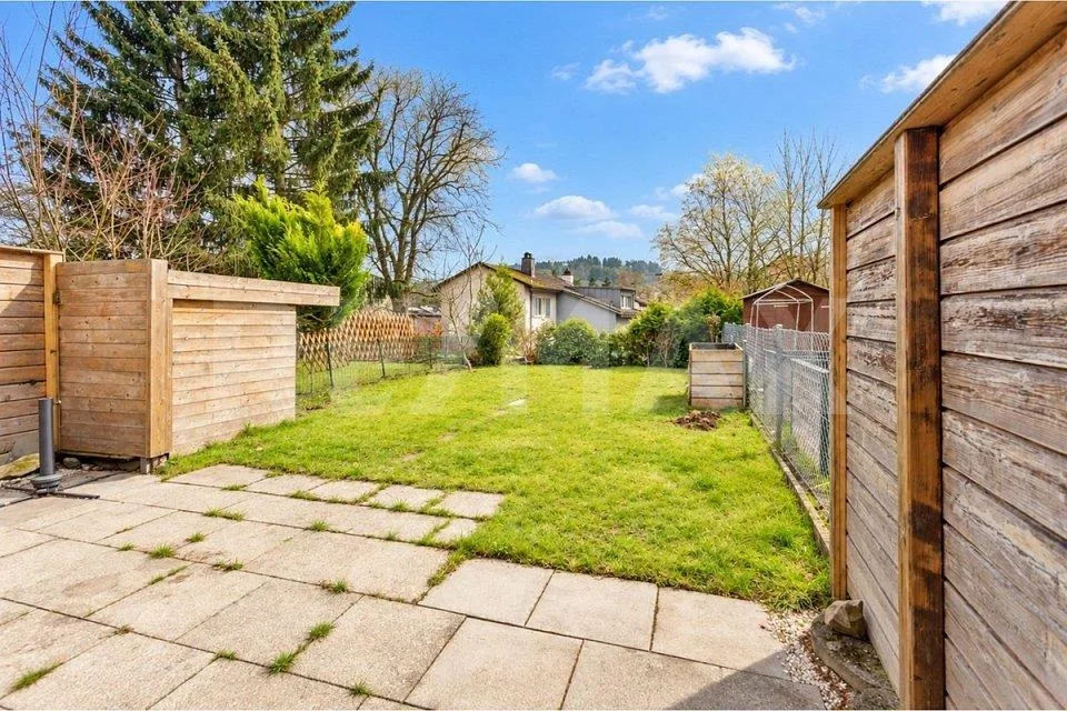 Charmantes 4.5-Zimmer-Reiheneinfamilienhaus an ruhiger Wohnlage – Foto 10 von 13