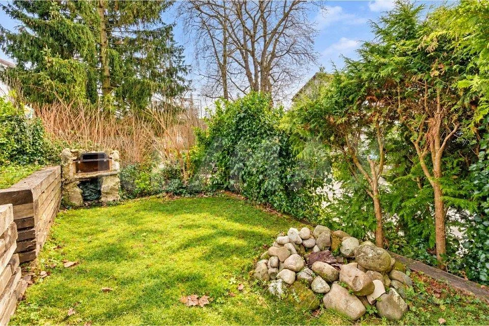Charmantes 4.5-Zimmer-Reiheneinfamilienhaus an ruhiger Wohnlage – Foto 11 von 13