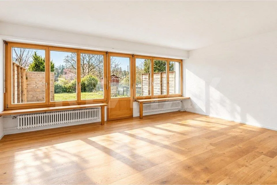 Charmantes 4.5-Zimmer-Reiheneinfamilienhaus an ruhiger Wohnlage – Foto 3 von 13