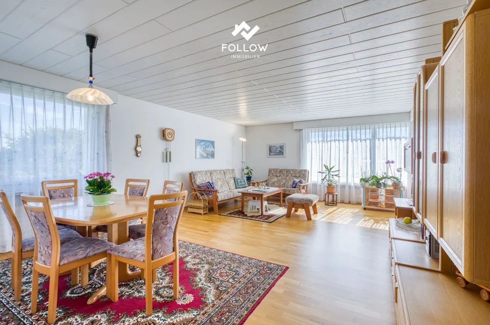 Viel Platz und herrlich hell: 4.5-Zimmer-Wohnung mit grossem Balkon – Foto 3 von 13
