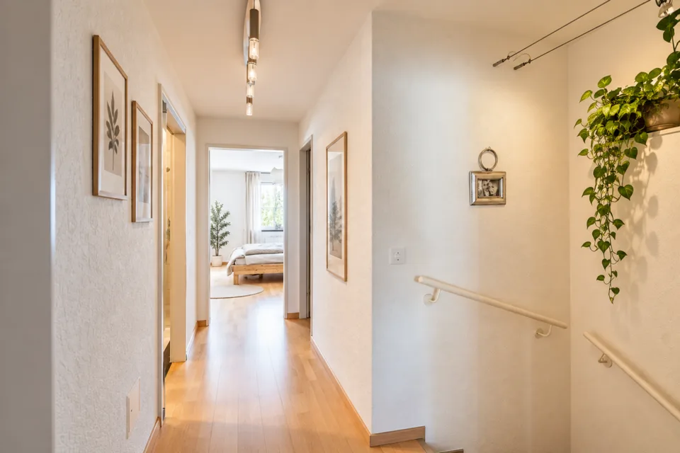 Wohnen wie im eigenen Haus - charmante Maisonettewohnung mit Wintergarten – Foto 8 von 13