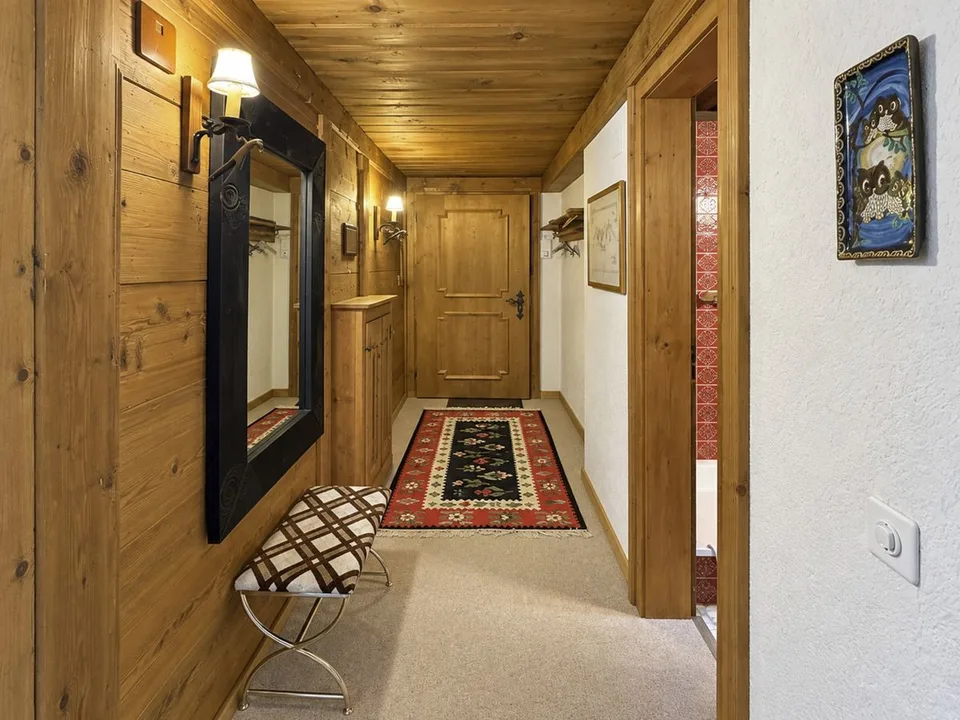 Charmante Wohnung im Zentrum von Gstaad - Tal- und Palastblick – Foto 8 von 13