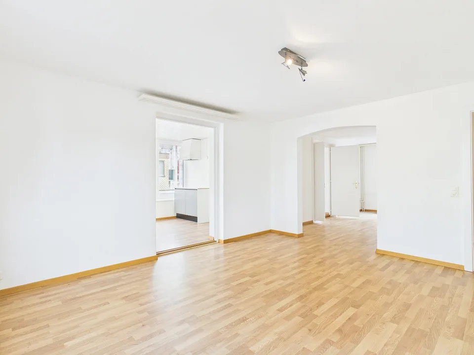 Charmantes Wohn- und Geschäftshaus in Schöftland – Foto 10 von 12