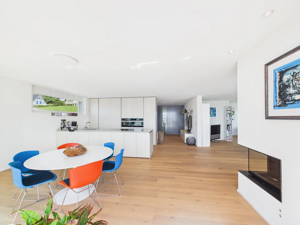 Einfamilienhaus mit wunderschöner Panoramasicht und grossem Garten ... – Foto 8 von 13
