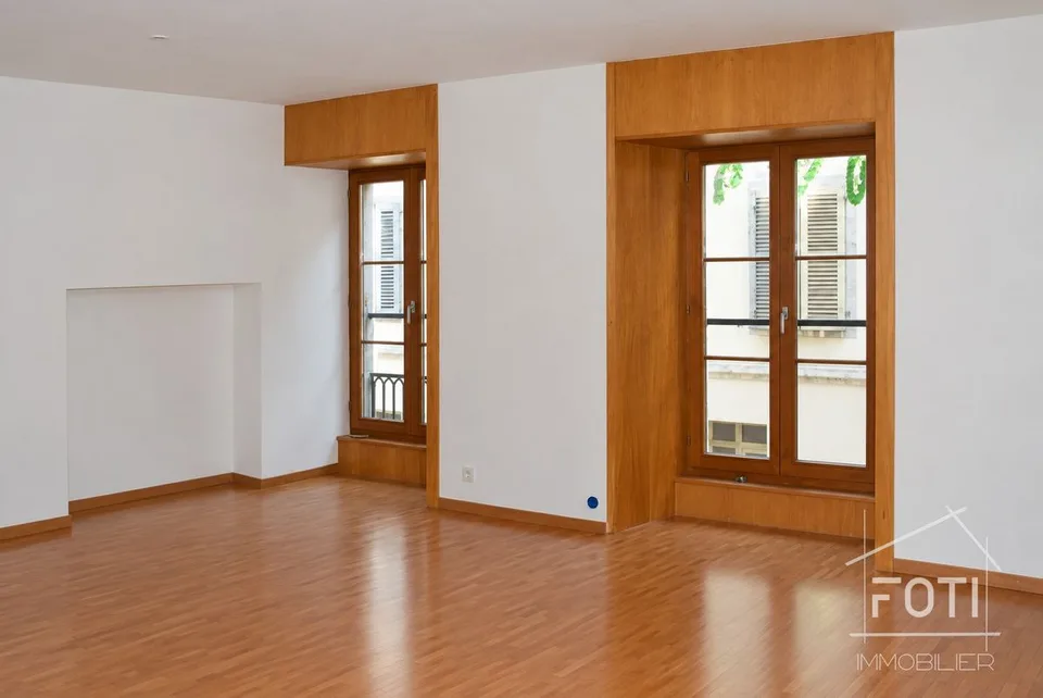 Immeuble de rendement au coeur de St-Maurice avec 11 lots entièrement loués - 5% – photo 5 sur 12