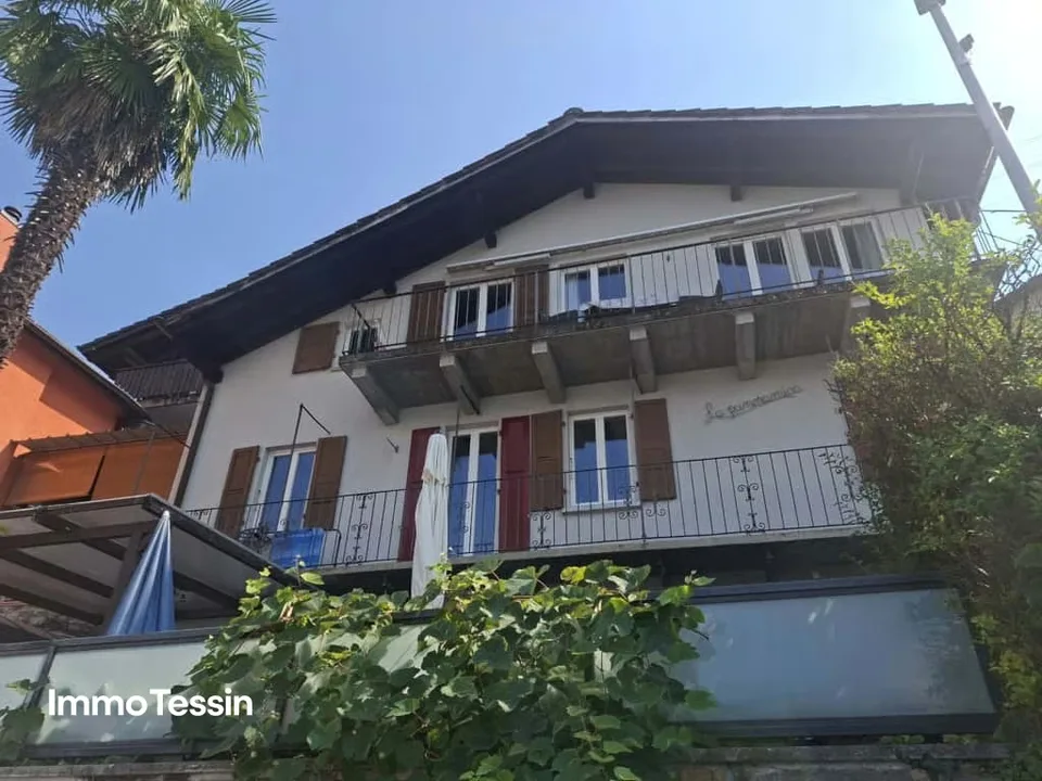 Traditionelles Tessinerhaus mit 2 separaten Wohnungen und atemberaubende Sicht auf den Lago Maggiore – Foto 6 von 13