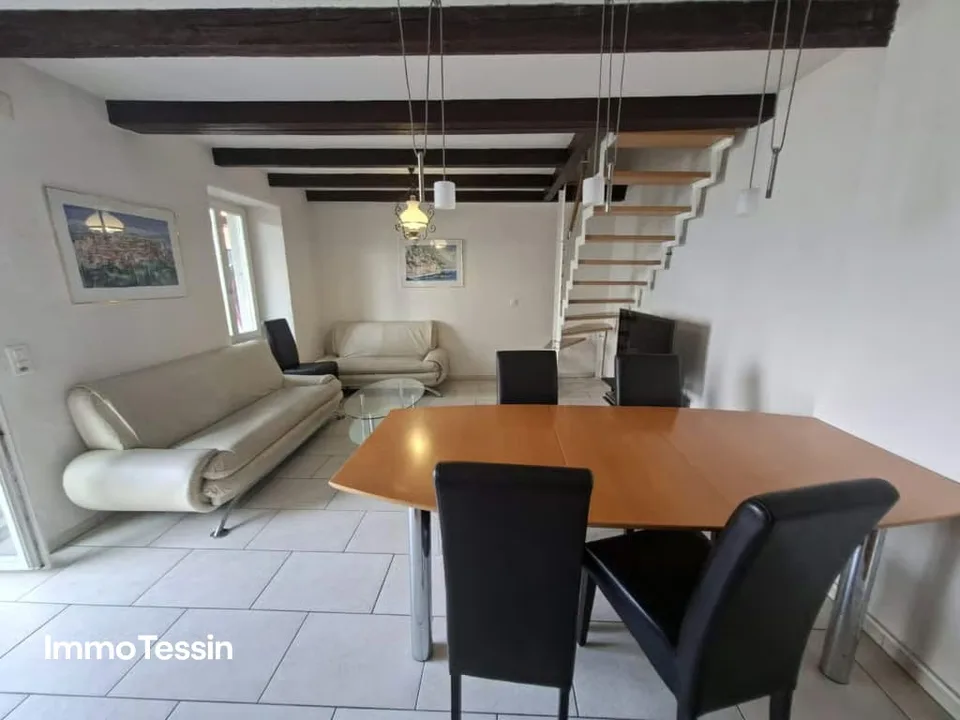 Traditionelles Tessinerhaus mit 2 separaten Wohnungen und atemberaubende Sicht auf den Lago Maggiore – Foto 11 von 13