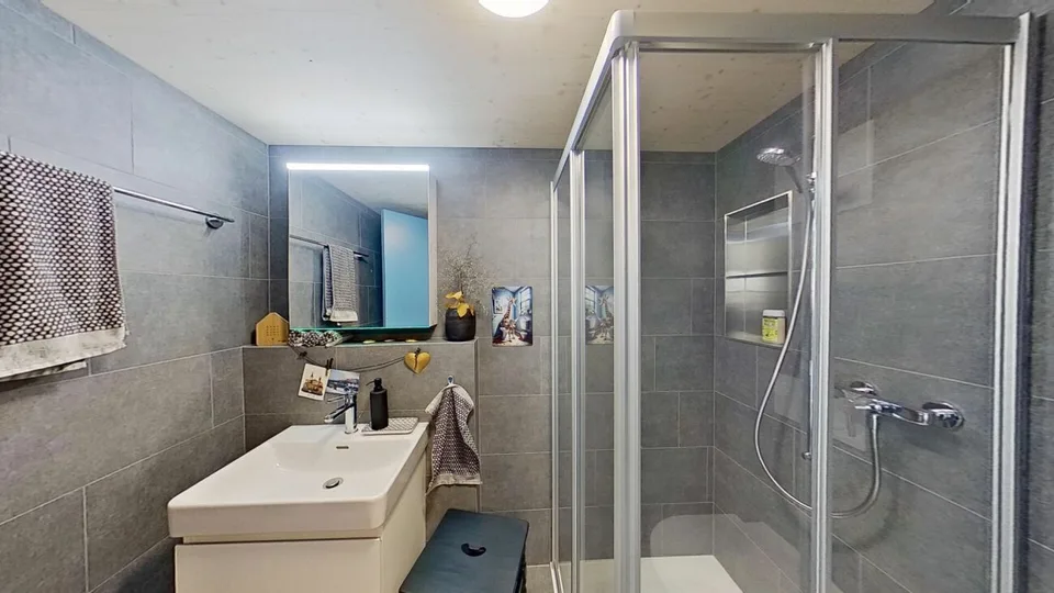Grosszügige Maisonettewohnung im Neubau – Foto 5 von 12