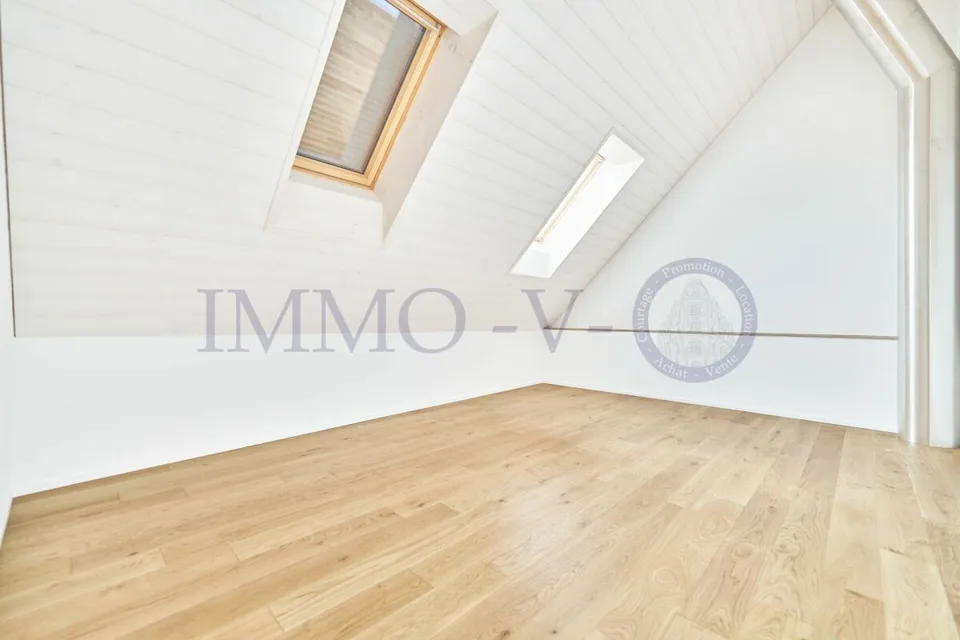 NEUE HOCHWERTIGE WOHNUNG MIT TERRASSE IDEAL FÜR FAMILIEN – Foto 7 von 8