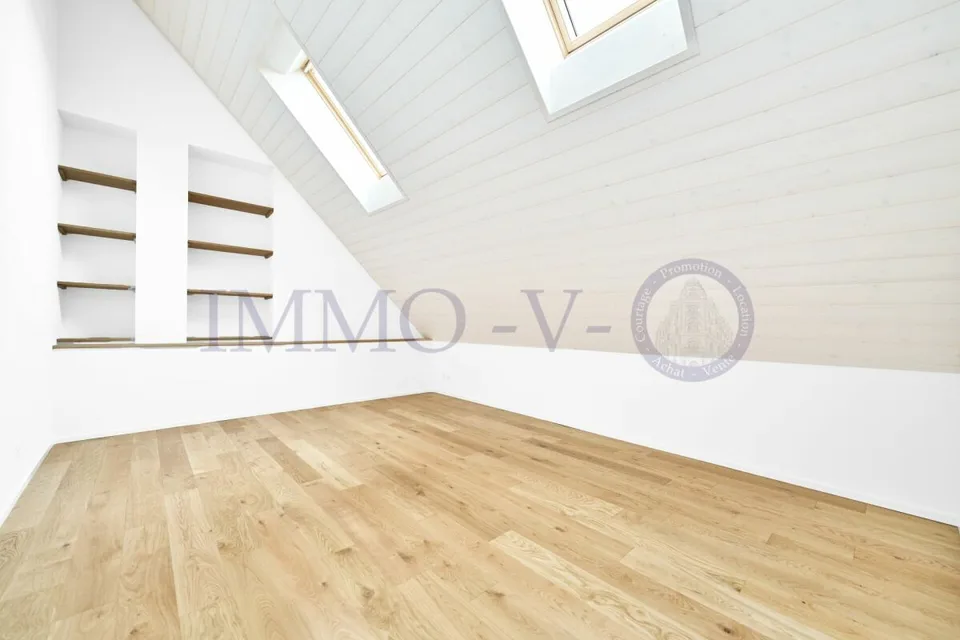 NEUE HOCHWERTIGE WOHNUNG MIT TERRASSE IDEAL FÜR FAMILIEN – Foto 6 von 8