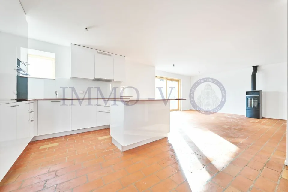 NEUE HOCHWERTIGE WOHNUNG MIT TERRASSE IDEAL FÜR FAMILIEN – Foto 3 von 8