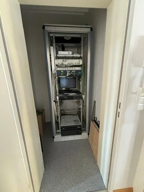 Espace commercial et de bureau attrayant dans un emplacement central à Binningen – photo 8 sur 10