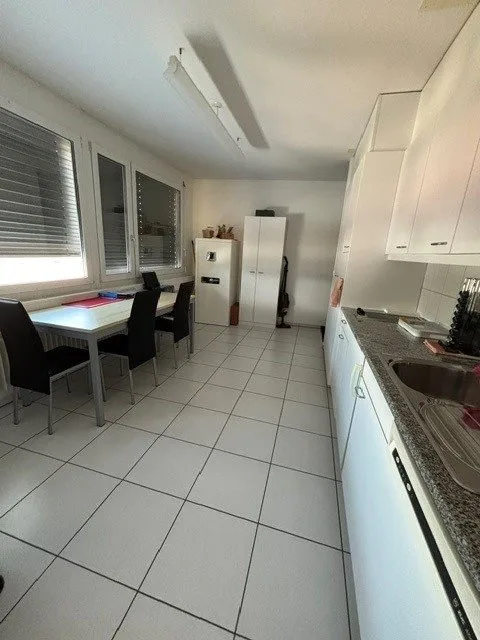 Espace commercial et de bureau attrayant dans un emplacement central à Binningen – photo 7 sur 10