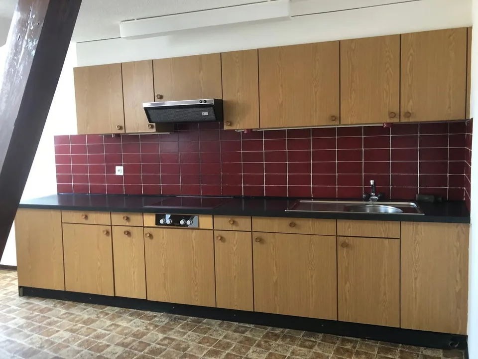 Charmante 3,5-Zimmer-Dachwohnung an zentraler Lage – Foto 6 von 13