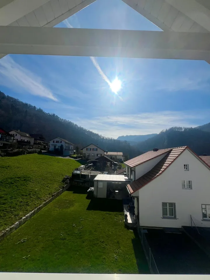 Ampio appartamento di 4,5 stanze in una posizione tranquilla con una vista fantastica – foto 12 di 13