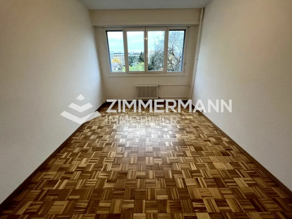 Thônex: Wunderschöne 5-Zimmer-Wohnung mit Balkon! – Foto 4 von 6