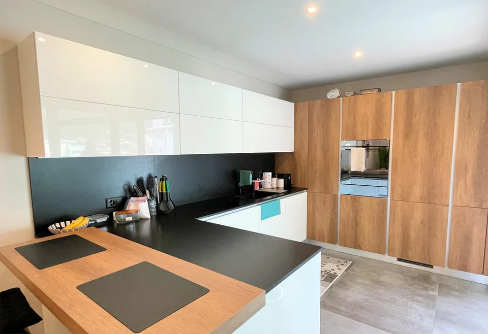 Appartement avec grande terrasse couverte dans un quartier pratique et calme – photo 12 sur 19