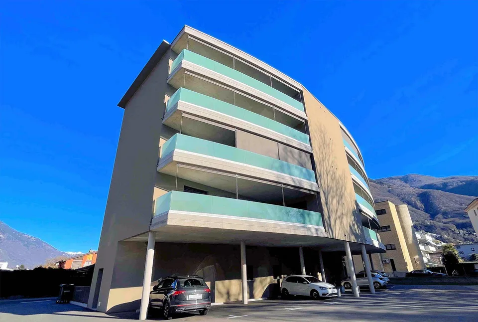 Appartement avec grande terrasse couverte dans un quartier pratique et calme – photo 4 sur 19
