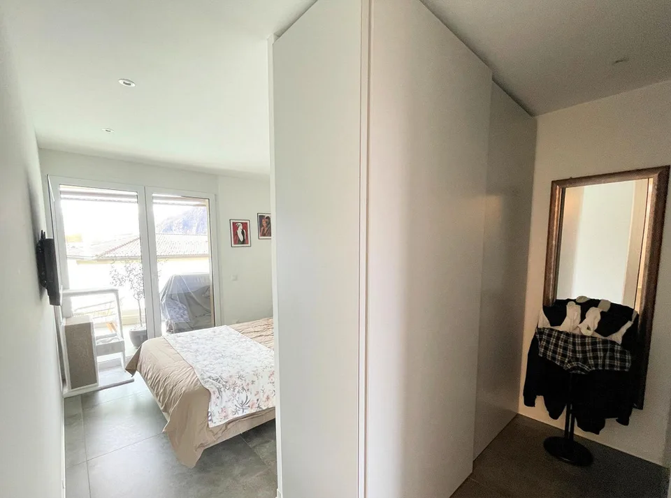 Appartement avec grande terrasse couverte dans un quartier pratique et calme – photo 14 sur 19